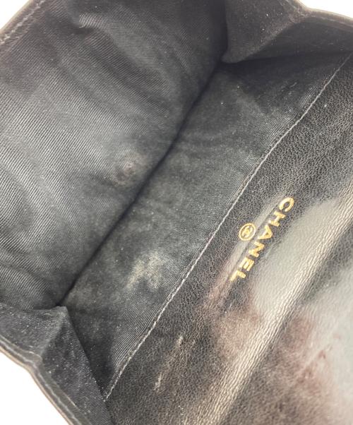 CHANEL（シャネル）CHANEL (シャネル) 2つ折り財布 ブラックの古着・服飾アイテム