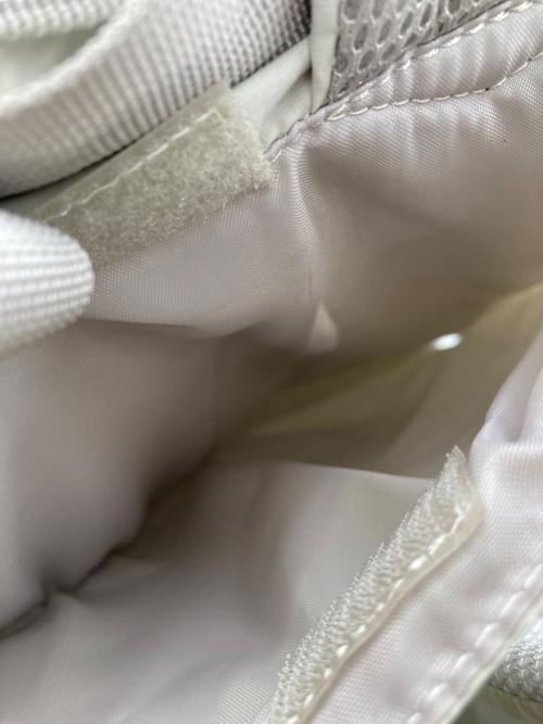 emmi（エミ）emmi (エミ) 撥水マルチパーパスバックパック アイボリーの古着・服飾アイテム