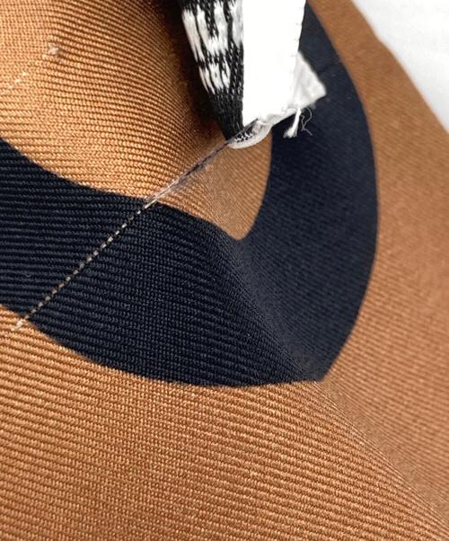 BURBERRY LONDON（バーバリーロンドン）BURBERRY LONDON (バーバリーロンドン) シルクスカーフ ブラウンの古着・服飾アイテム