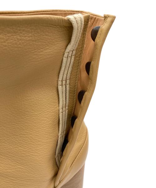 Maison Margiela（メゾンマルジェラ）Maison Margiela (メゾンマルジェラ) Tabi Platform Boots ベージュ サイズ:24.5cmの古着・服飾アイテム