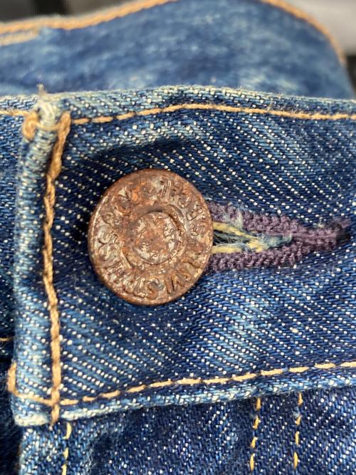 LEVI'S VINTAGE CLOTHING（リーバイス ビンテージ クロージング）LEVI'S VINTAGE CLOTHING (リーバイス ビンテージ クロージング) デニムパンツ インディゴ サイズ:W29の古着・服飾アイテム