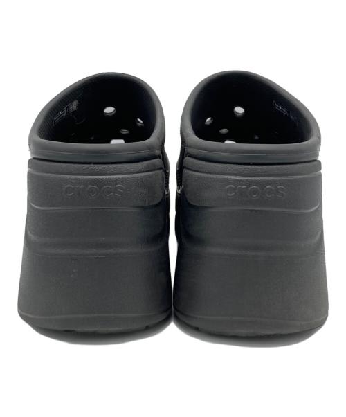 crocs（クロックス）crocs (クロックス) 厚底サンダル ブラック サイズ:Mの古着・服飾アイテム