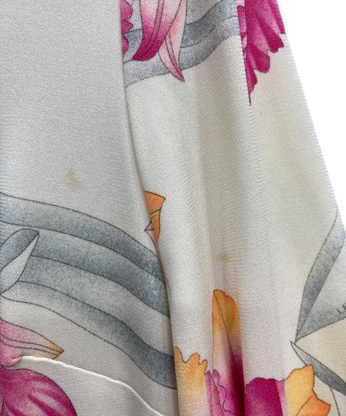LEONARD FASHION（レオナールファッション）LEONARD FASHION (レオナールファッション) 花柄ワンピース アイボリー サイズ:Ⅼの古着・服飾アイテム