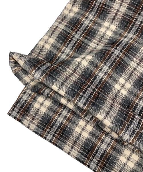 SLY（スライ）SLY (スライ) DOUBLE LOUNGE SLACKS ベージュ サイズ:FREEの古着・服飾アイテム