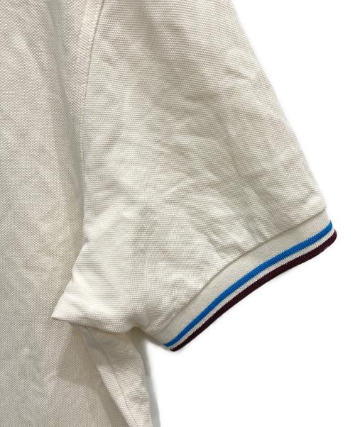 FRED PERRY（フレッドペリー）FRED PERRY (フレッドペリー) ポロシャツ ホワイト サイズ:Mの古着・服飾アイテム