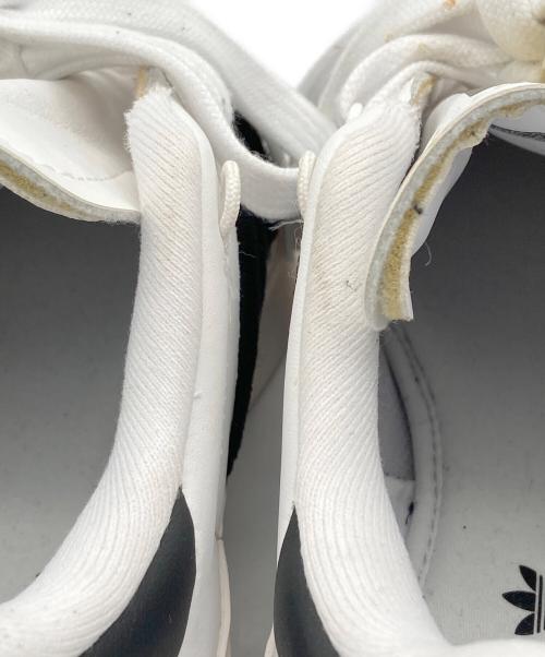 adidas（アディダス）adidas (アディダス) スニーカー ホワイト サイズ:23.5cmの古着・服飾アイテム