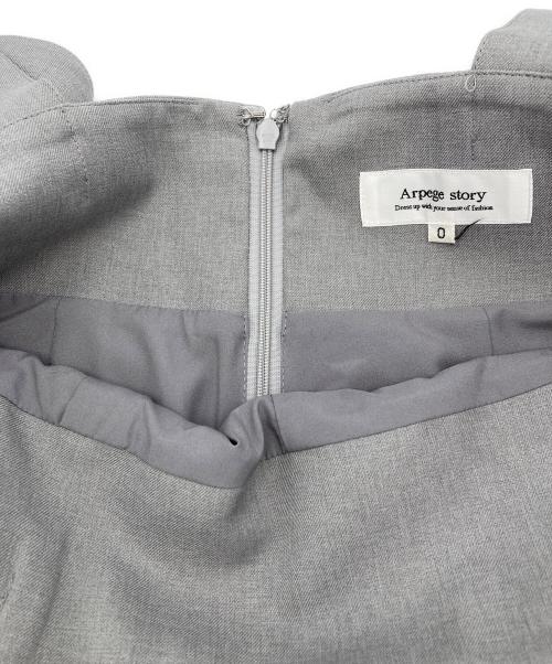 ARPEGE STORY（アルページュストーリー）Arpege story (アルページュストーリー) サイドギャザーサロペット グレーの古着・服飾アイテム