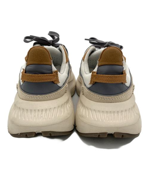 UGG（アグ）UGG (アグ) スニーカー ベージュ サイズ:24.5cmの古着・服飾アイテム