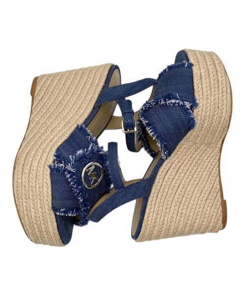 MICHAEL MICHAEL KORS（マイケル マイケルコース）MICHAEL MICHAEL KORS (マイケル マイケルコース) デニムウェッジソールサンダル インディゴ サイズ:23cmの古着・服飾アイテム