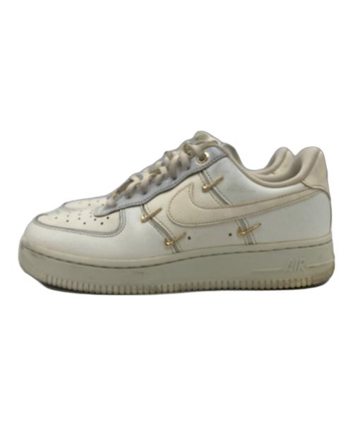 NIKE（ナイキ）NIKE (ナイキ) Air Force 1 LOW '07 LX ホワイト サイズ:24cmの古着・服飾アイテム
