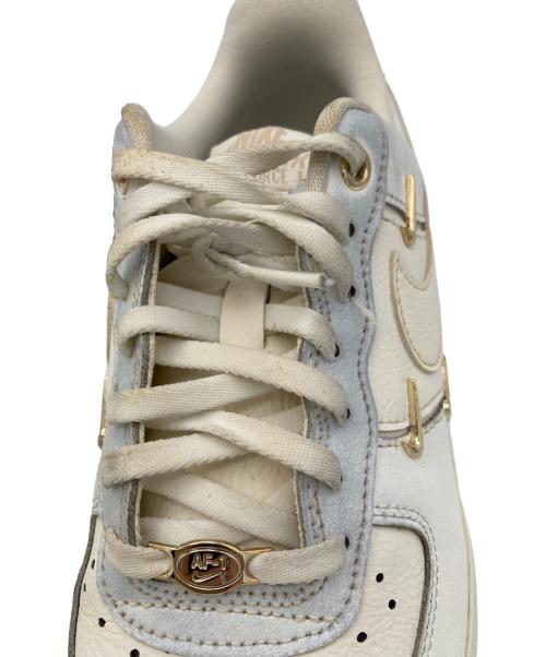 NIKE（ナイキ）NIKE (ナイキ) Air Force 1 LOW '07 LX ホワイト サイズ:24cmの古着・服飾アイテム