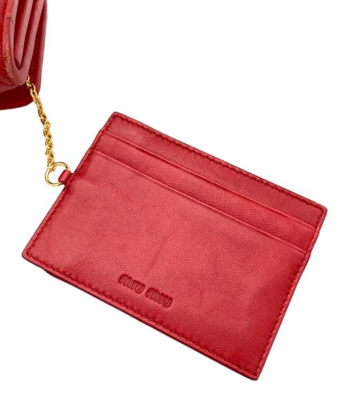 MIU MIU（ミュウミュウ）MIU MIU (ミュウミュウ) マテラッセ レザー長財布 レッドの古着・服飾アイテム