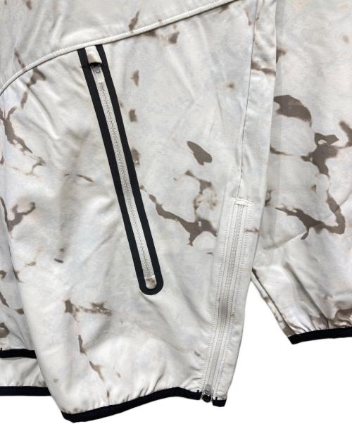 UNDER ARMOUR（アンダーアーマー）UNDER ARMOUR (アンダーアーマー) アンストッパブル ジャケット ホワイト サイズ:XXLの古着・服飾アイテム