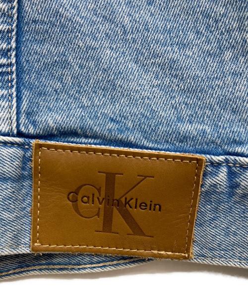 Calvin Klein Jeans（カルバンクラインジーンズ）Calvin Klein Jeans (カルバンクラインジーンズ) デニムジャケット インディゴ サイズ:Ⅼの古着・服飾アイテム