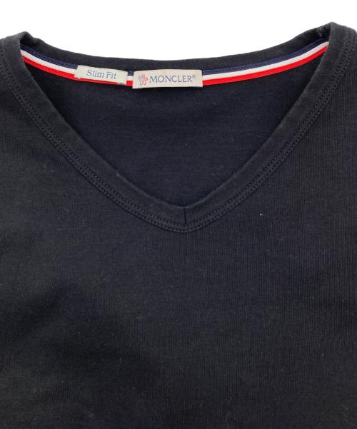MONCLER（モンクレール）MONCLER (モンクレール) Slim Fit Vネック ショートスリーブTシャツ ブラック サイズ:XLの古着・服飾アイテム