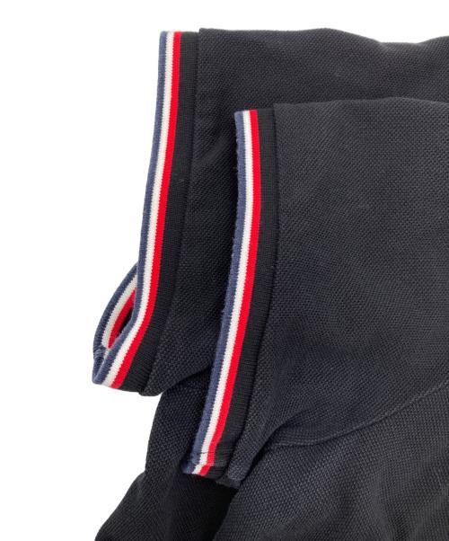 MONCLER（モンクレール）MONCLER (モンクレール) ワッペンポロシャツ ブラック サイズ:Lの古着・服飾アイテム
