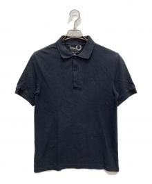 RAF SIMONS×FRED PERRY（ラフシモンズ×フレッドペリー）の古着「バックチャームポロシャツ」｜ブラック