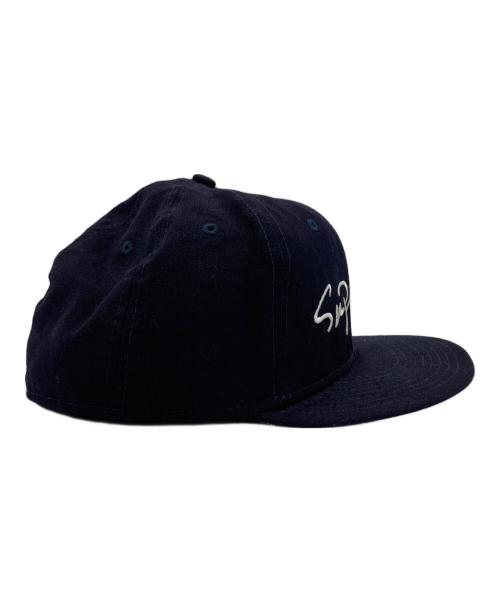 SUPREME（シュプリーム）Supreme (シュプリーム) New Era (ニューエラ) CLASSIC SCRIPT CAP ネイビーの古着・服飾アイテム