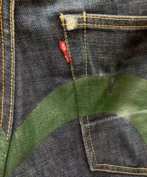 EVISU（エヴィス）EVISU (エヴィス) ビックカモメペイントデニムパンツ インディゴ サイズ:SIZE 32×32の古着・服飾アイテム