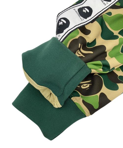 A BATHING APE（アベイシングエイプ）A BATHING APE (アベイシングエイプ) カモフラトラックジャケット グリーン サイズ:Mの古着・服飾アイテム
