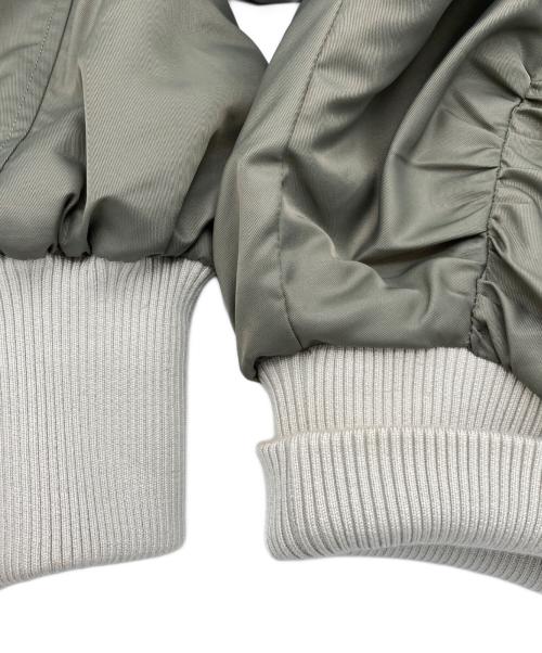 OMMO（オーエムエムオー）OMMO (オーエムエムオー) VOLUME SLEEVE SHORT MA-1 カーキ サイズ:38の古着・服飾アイテム
