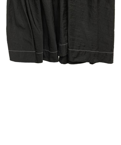 OMMO（オーエムエムオー）OMMO (オーエムエムオー) SOLID TUCK OP ブラック サイズ:36の古着・服飾アイテム