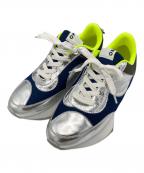 OMMOオーエムエムオー）の古着「CIRCLE CUTTING METALLICSNEAKERS」｜シルバー