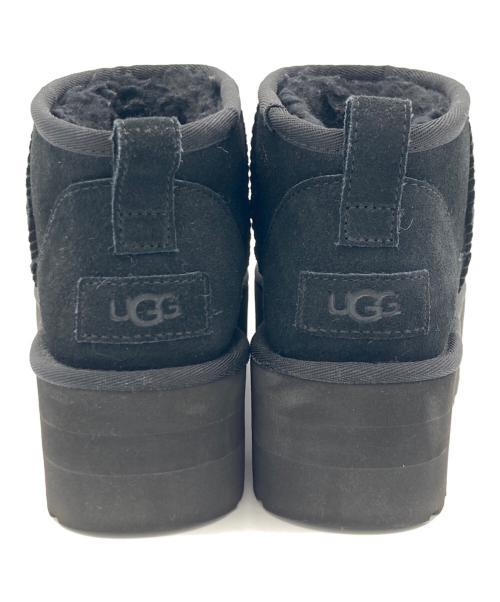 UGG（アグ）UGG (アグ) Classic Ultra Mini Platform ブラック サイズ:24cmの古着・服飾アイテム