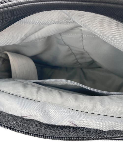 ARC'TERYX（アークテリクス）ARC'TERYX (アークテリクス) ショルダーバッグ ブラックの古着・服飾アイテム