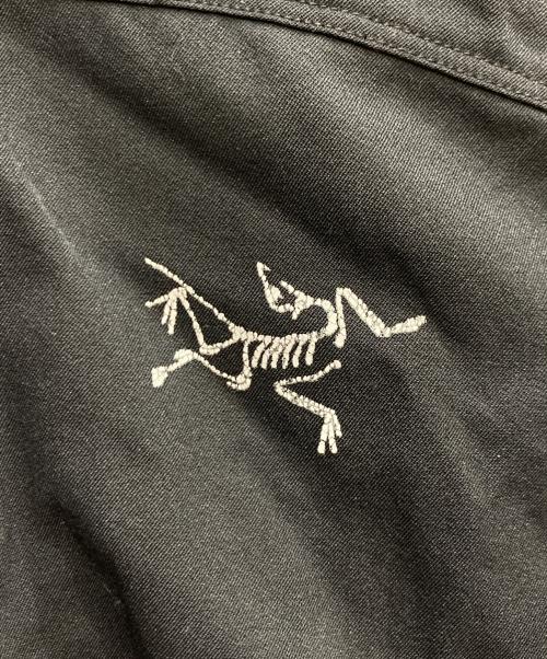 ARC'TERYX（アークテリクス）ARC'TERYX (アークテリクス) TAU LIGHT JACKET ブラウン サイズ:不明の古着・服飾アイテム