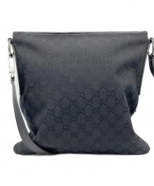 GUCCI（グッチ）の古着「GGキャンバス ショルダーバッグ」｜ブラック