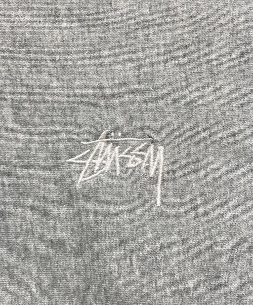 stussy（ステューシー）stussy (ステューシー) Stock Logo Crew Sweatshirt グレー サイズ:Sの古着・服飾アイテム