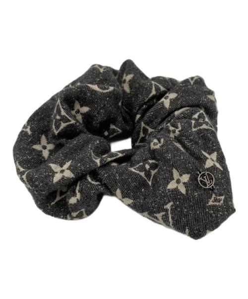 LOUIS VUITTON（ルイ ヴィトン）LOUIS VUITTON (ルイ ヴィトン) シュシュ モノグラム グレーの古着・服飾アイテム