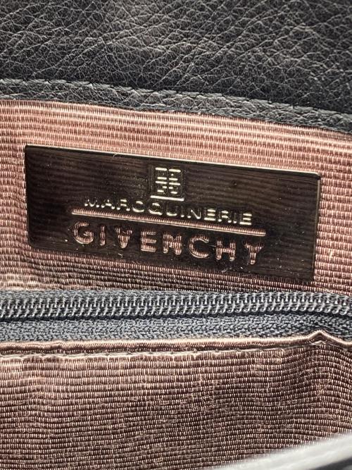 GIVENCHY（ジバンシィ）GIVENCHY (ジバンシィ) スクエアショルダーバック ブラックの古着・服飾アイテム