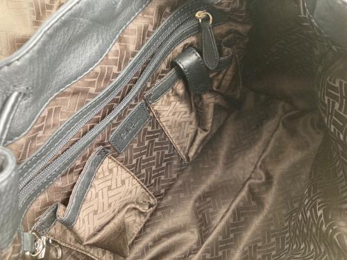 COLE HAAN（コールハーン）COLE HAAN (コールハーン) レザーハンドバッグ ブラックの古着・服飾アイテム