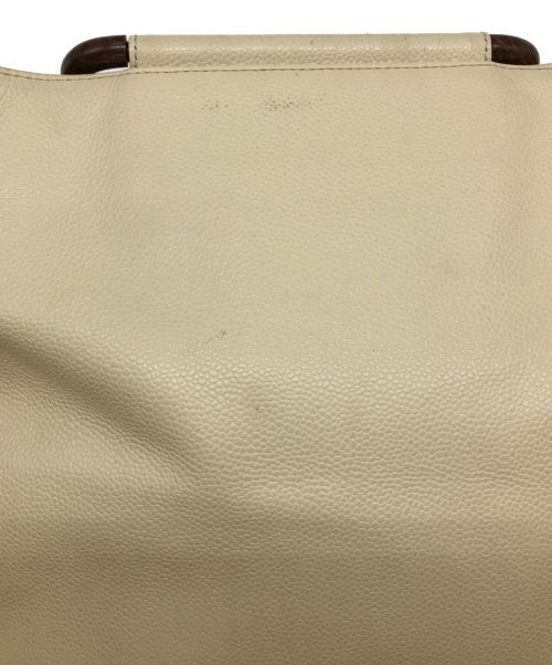 CHANEL（シャネル）CHANEL (シャネル) ウッドハンドルココマークレザーハンドバッグ ブティックシール有  アイボリーの古着・服飾アイテム