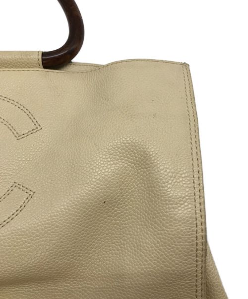 CHANEL（シャネル）CHANEL (シャネル) ウッドハンドルココマークレザーハンドバッグ ブティックシール有  アイボリーの古着・服飾アイテム