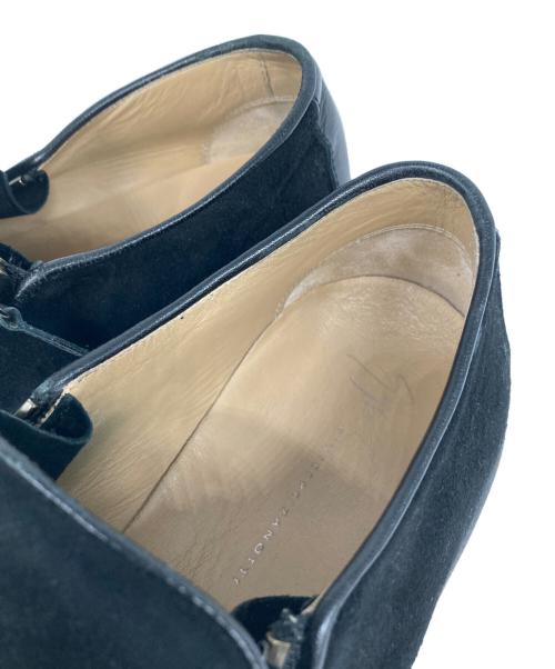 GIUSEPPE ZANOTTI（ジュゼッペザノッティ）GIUSEPPE ZANOTTI (ジュゼッペザノッティ) スウェードスリッポン　ビジュー　サイドジップ ブラック サイズ:SIZE 44の古着・服飾アイテム