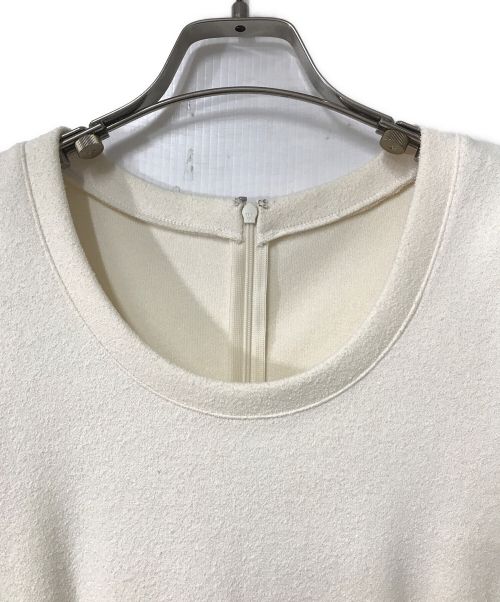 LE CIEL BLEU（ルシェルブルー）LE CIEL BLEU (ルシェルブルー) デザインスリーブUネックロングドレス LE CIEL BLEU ルシェルブルー 日本製 23A65413 アイボリー サイズ:36の古着・服飾アイテム