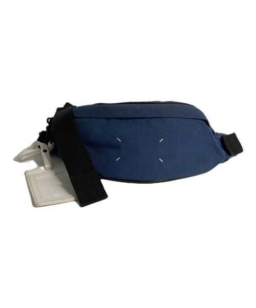 Maison Margiela 11（メゾンマルジェラ 11）Maison Margiela 11 バムバッグ/ボディバッグ/ウエストポーチ/S55WB0072 PR253/Maison Margiela 11/メゾンマルジェラ11/Made in Italy ブルー×ブラックの古着・服飾アイテム