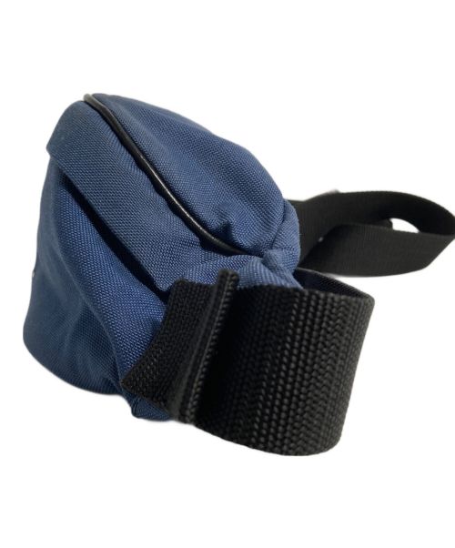 Maison Margiela 11（メゾンマルジェラ 11）Maison Margiela 11 バムバッグ/ボディバッグ/ウエストポーチ/S55WB0072 PR253/Maison Margiela 11/メゾンマルジェラ11/Made in Italy ブルー×ブラックの古着・服飾アイテム