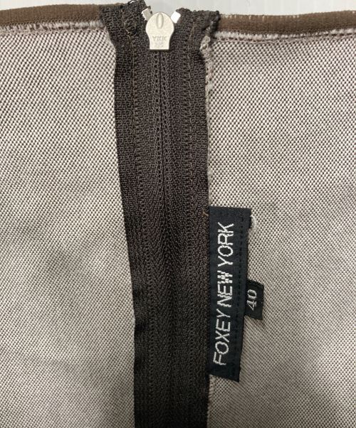 FOXEY NEWYORK（フォクシーニューヨーク）FOXEY NEWYORK (フォクシーニューヨーク) リボンデザインキャミソールワンピース/20793-SVAG36/FOXEY NEWYORK/フォクシーニューヨーク/Made in JAPAN グレー サイズ:40の古着・服飾アイテム