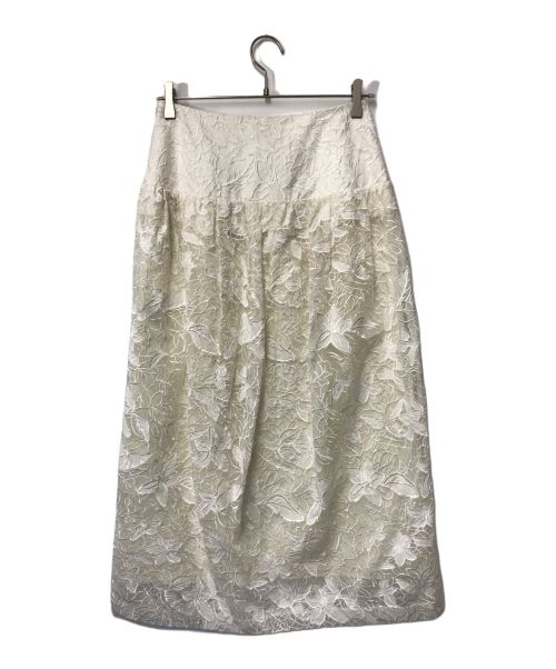 IENA LA BOUCLE（イエナ ラ ブークル）IENA LA BOUCLE (イエナ ラ ブークル) 刺繍オーガンジーコクーンスカート IENA LA BOUCLE イエナ ラ ブークル ホワイト サイズ:38の古着・服飾アイテム