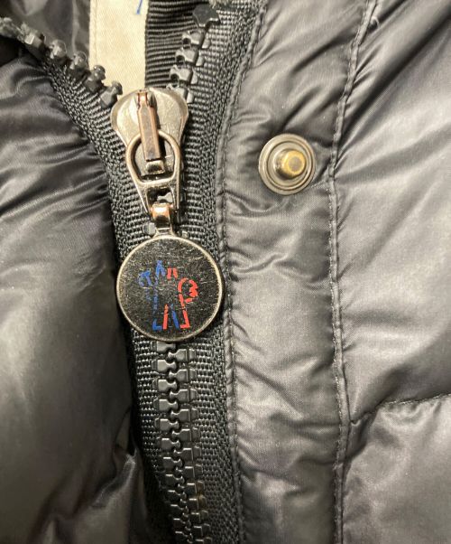 MONCLER（モンクレール）MONCLER (モンクレール) HERMIFUR フーデットダウンコート MONCLER モンクレール A20934995615 ブラック サイズ:1の古着・服飾アイテム