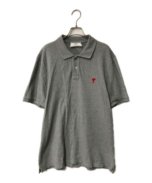 AMI Alexandre Mattiussi（アミアレクサンドルマテュッシ）AMI Alexandre Mattiussi (アミ アレクサンドル マテュッシ) ポロシャツ/AMI Alexandre Mattiussiアミ アレクサンドルマテュッシ/グレー/E22HPL001.760 グレー サイズ:XLの古着・服飾アイテム