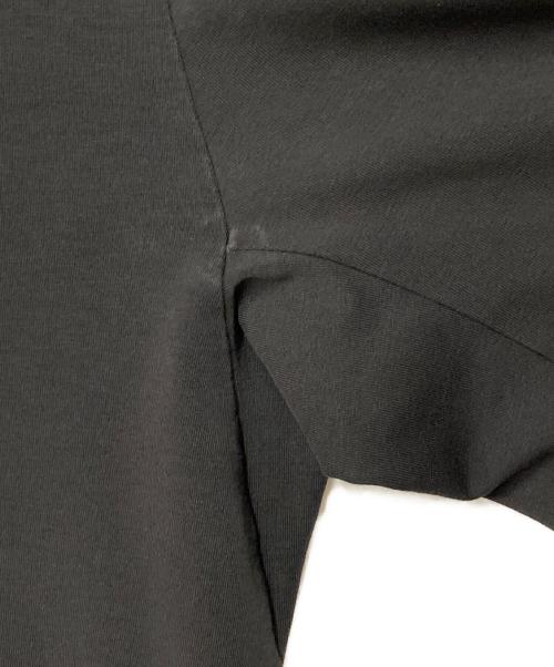 ARC'TERYX（アークテリクス）ARC'TERYX (アークテリクス) Captive Downword T-Shirts/キャプティブ ダウンワード Tシャツ ブラック サイズ:Mの古着・服飾アイテム