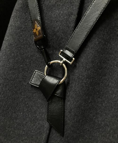 LOUIS VUITTON（ルイ ヴィトン）LOUIS VUITTON (ルイ ヴィトン) モノグラム ウールシルクポンチョコート LOUIS VUITTON ルイ ヴィトン FGC038QWE グレー サイズ:34の古着・服飾アイテム