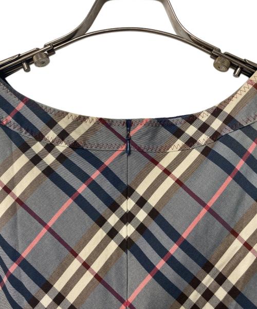 BURBERRY BLUE LABEL（バーバリー ブルー レーベル）BURBERRY BLUE LABEL (バーバリーロンドンブルーレーベル) チェック柄ノースリーブワンピース グレー サイズ:38の古着・服飾アイテム