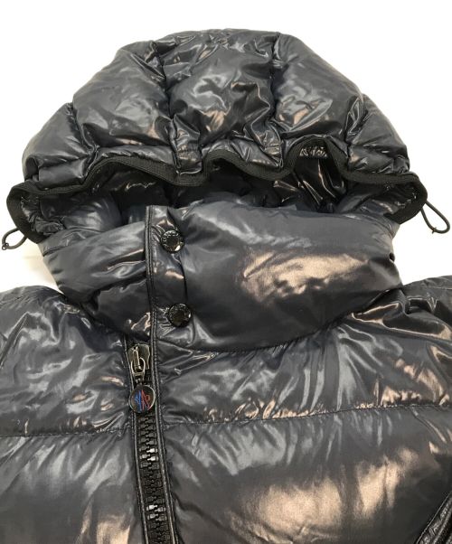 MONCLER（モンクレール）MONCLER (モンクレール) GESSE フーデットダウンジャケット MONCLER モンクレール ダブルブレステッド 320934539905 ネイビーの古着・服飾アイテム