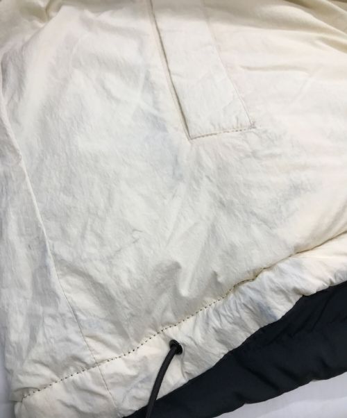 kaoyorinakami（カオヨリナカミ）kaoyorinakami (カオヨリナカミ) reversible down jacket リバーシブルダウンジャケット kaoyorinakami カオヨリナカミ KNPAS1024001 ホワイト×ブラック サイズ:Sの古着・服飾アイテム